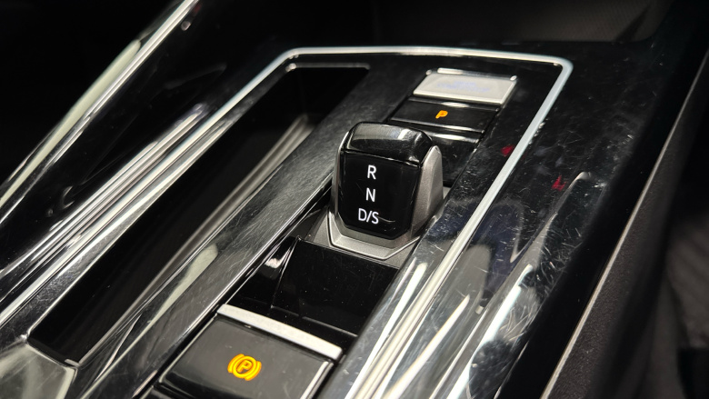 Volkswagen Golf 1.5 eTSI 150 R-Line 5dr DSG Petrol Hatchback